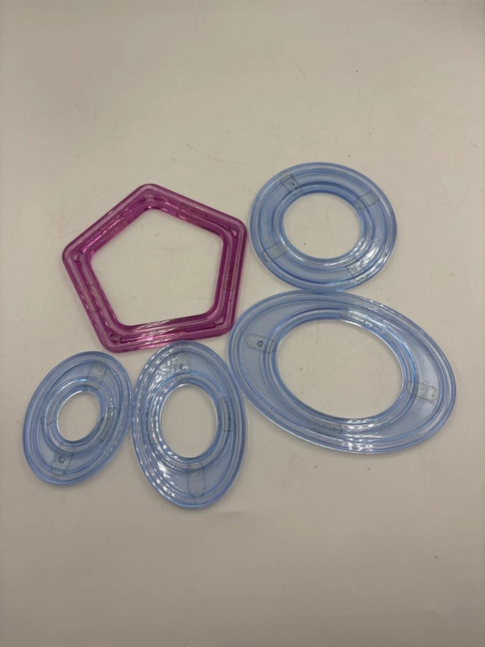Creative memories, set of five cutting system templates